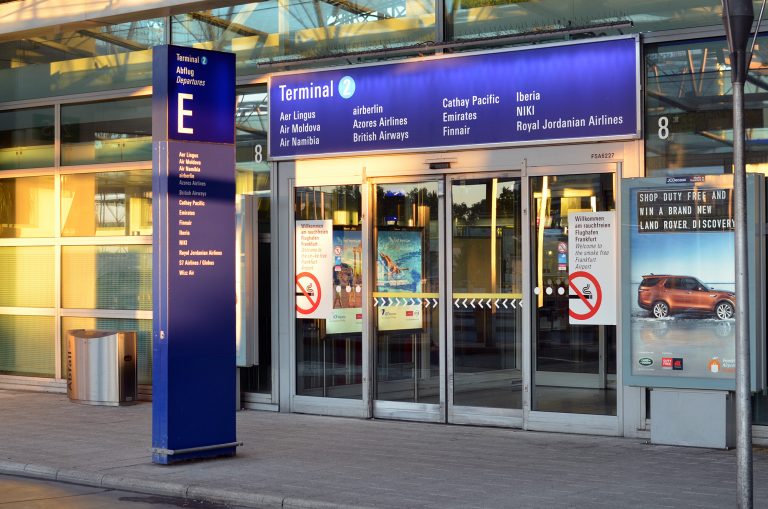 Frankfurt Airport Pickup Wiesel Shuttle Taxi & Mietwagen